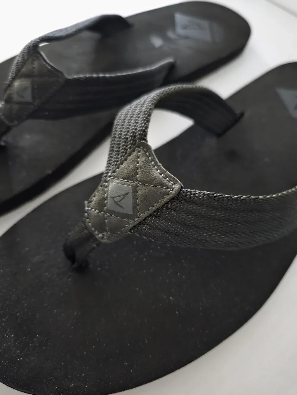 Sperry Men's Black Flip Flop Sandals Size 12M Waterproof